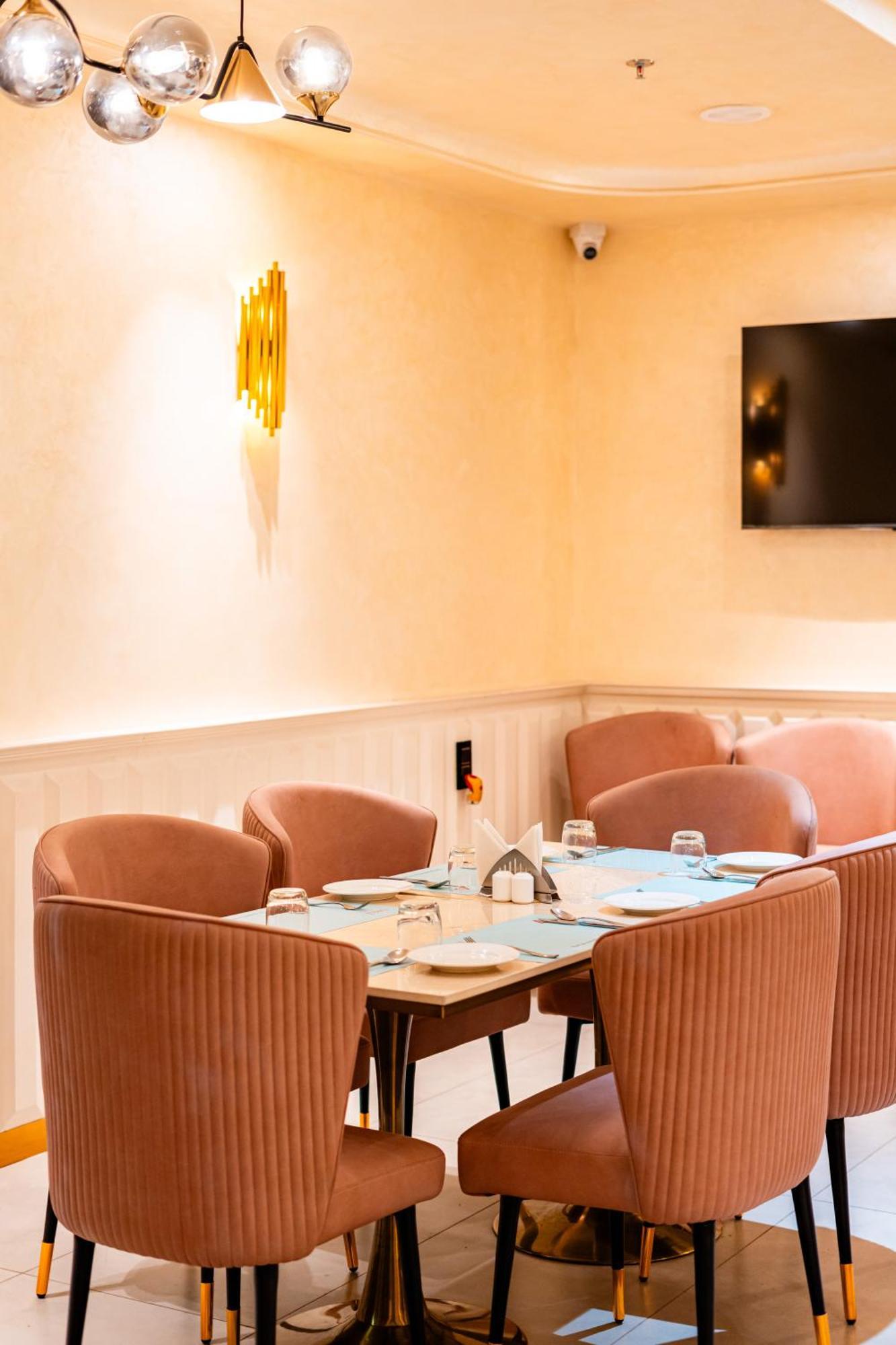 Hotel Playsales Scarlet Vijay Nagar